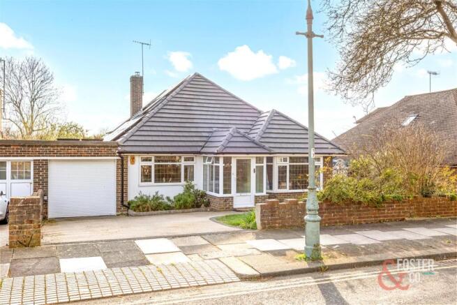 Benett Drive, 42-003.JPG