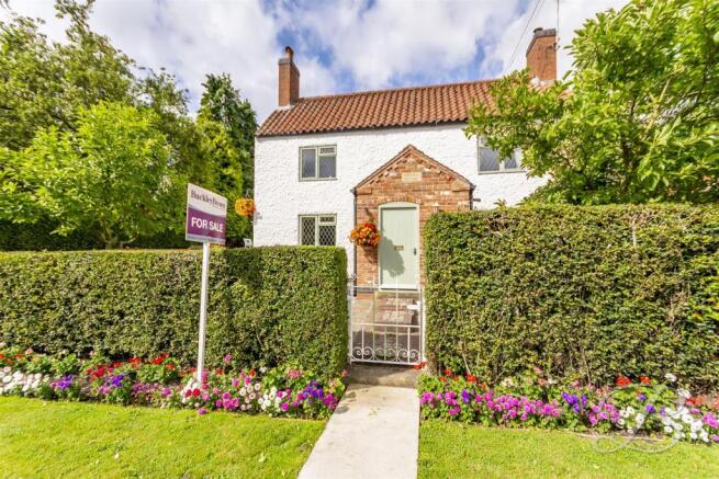 Maddie Storey - magnolia cottage (62)-HDR.jpg