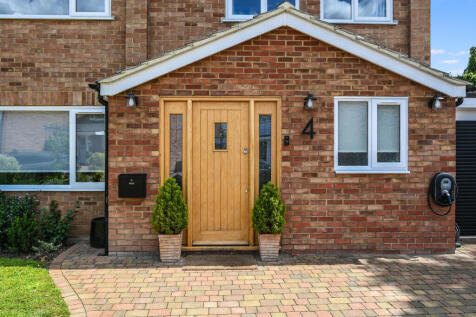 Smithers Drive, Great Baddow, Chelmsford