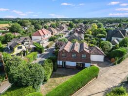 15, Middle Road, Brentwood CM13 3QS
