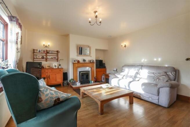 Living Room.jpg
