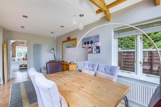 8. Dining Room.jpg