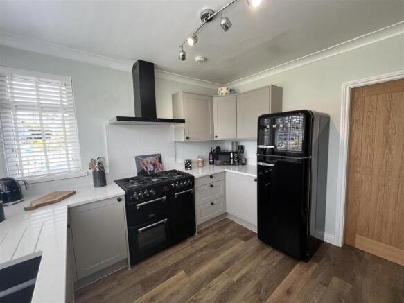 2 bed Semi-Detached Bungalow for sale Image 5
