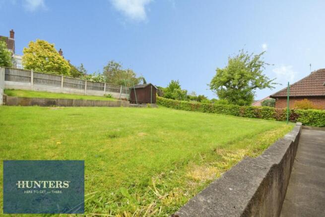 REAR GARDEN 02.jpg