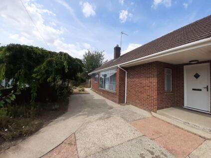 Croft Avenue, Andover, SP10