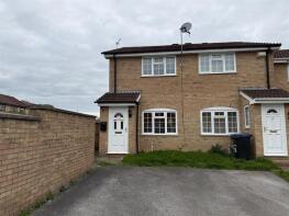15, James Close, Chippenham SN15 3YA