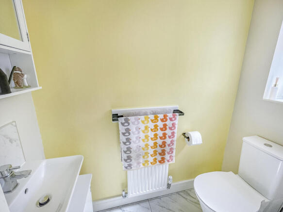 3 bed Detached for sale Image 10