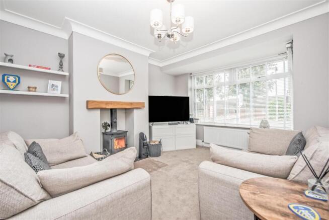 Living Room: