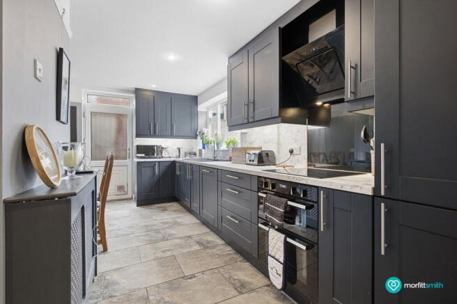 4 bed Semi-Detached for sale Image 7