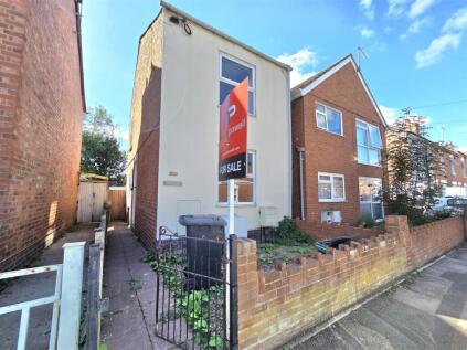 Melbourne Street East, Gloucester