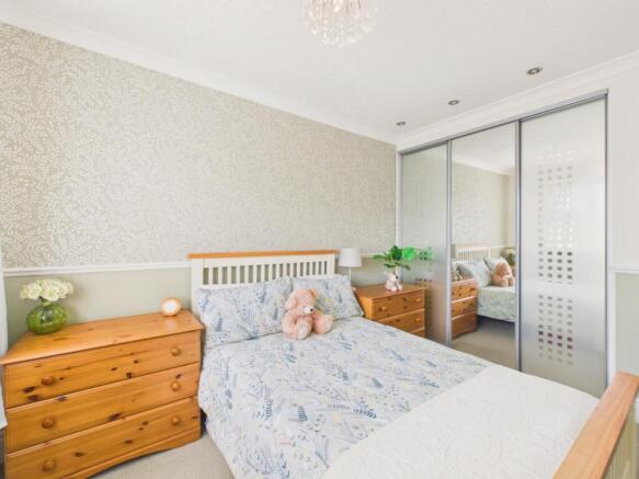 2 bed Semi-Detached for sale Image 9