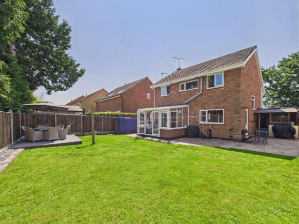 Pine View Close, Stowmarket photo 2