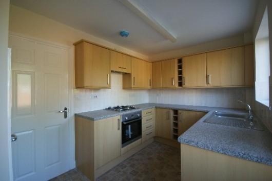NEWLY FITTED KITCHEN