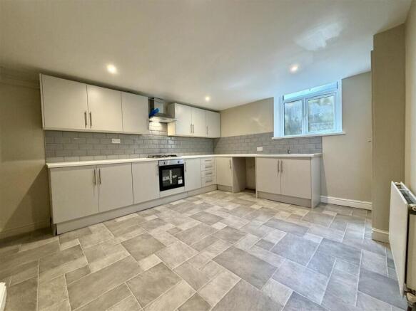 2 bed End of Terrace for sale Image 3