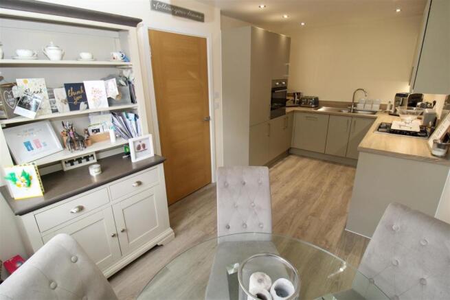 Kitchen/Dining Room