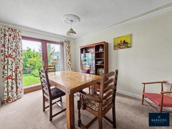 4 bed Detached for sale Image 8