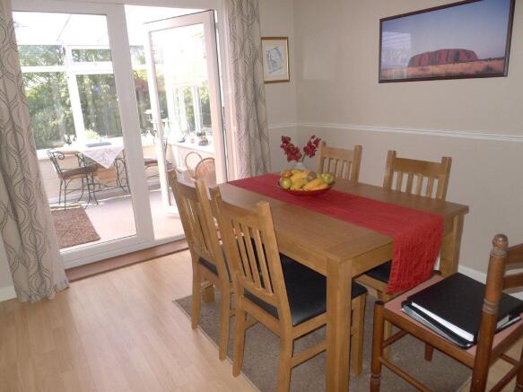 Dining room/Bedroom