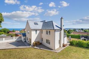2, Manscombe Road, Torquay TQ2 6SP