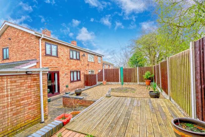 Dovedale, Cannock, WS11 5TF-22.jpg