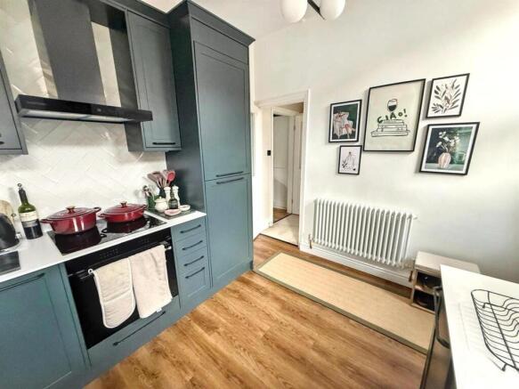 2 bed Terraced for sale Image 7