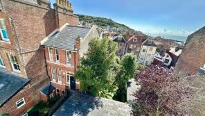 Fern House, Sinnock Passage, Croft Road, Hastings TN34 3HQ