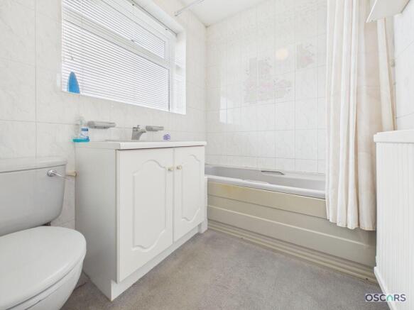 3 bed Semi-Detached for sale Image 9
