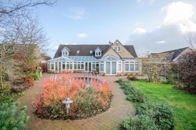 Rear aspect pic 2.jpg