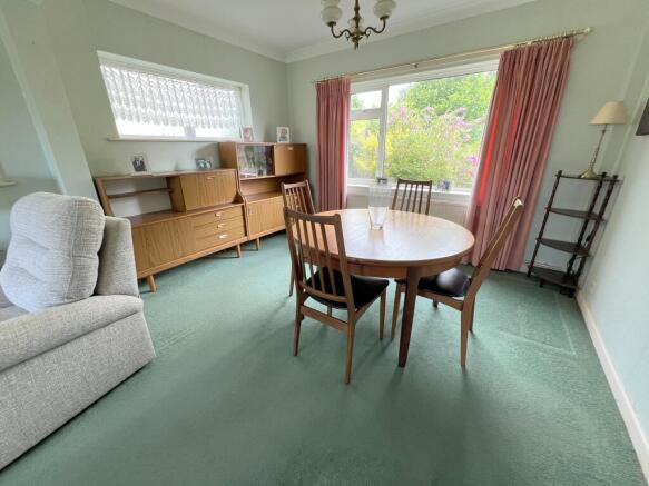 Purbeck Road, Barton On Sea, Hampshire. BH25 7QG photo 4