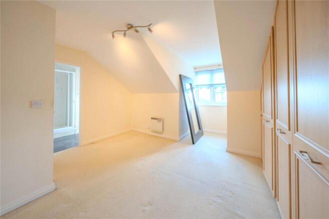 2 bed Apartment for sale Image 6