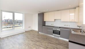 14, Talisker House, Hoopers Mews, London W3 6GT