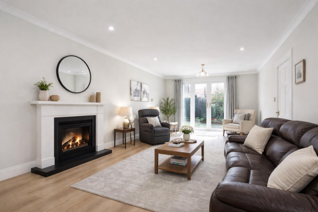 4 bed Detached for sale Image 5