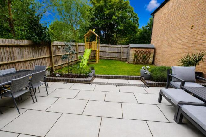 Landbeach, Welwyn Garden City photo 4