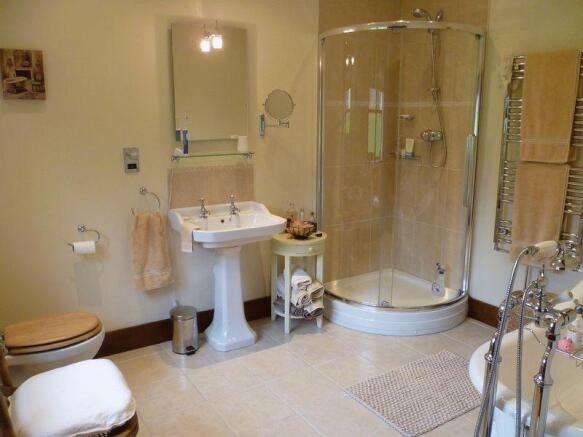Photo 11