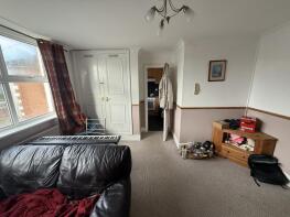 Flat 3, 11, Carnarvon Road, Reading RG1 5SB