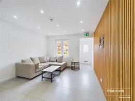 34, Rushmoor Gardens, Calcot, Reading RG31 7AJ