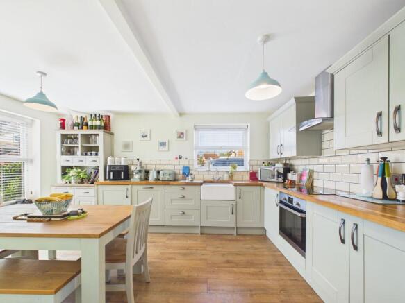 3 bed Detached for sale Image 10