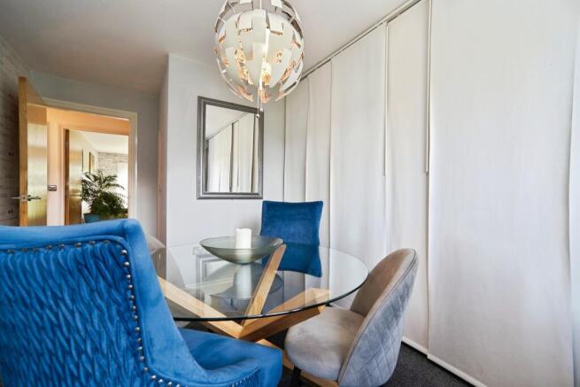2 bed Apartment for sale Image 10