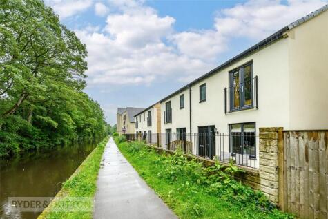 Barge Avenue, Sowerby Bridge, West Yorkshire, HX6