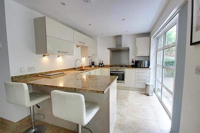 Kitchen.jpg