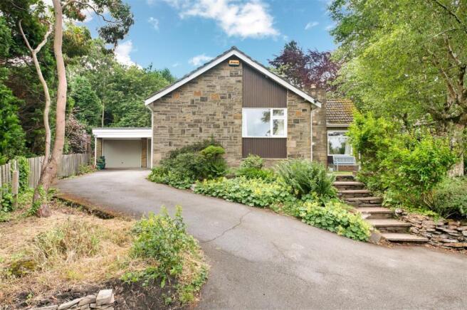 3 bed Detached Bungalow for sale in huddersfield
