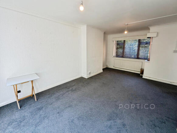 2. Frontroom