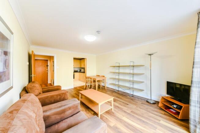 Boardwalk Place, Can