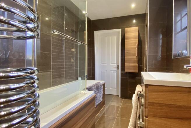 Jack & Jill Bathroom