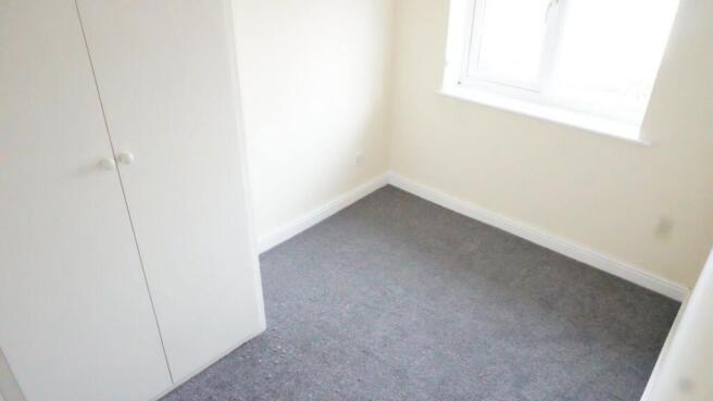 2 bed Semi-Detached to rent Image 6
