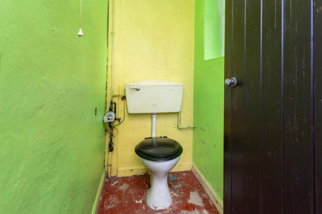 outside wc
