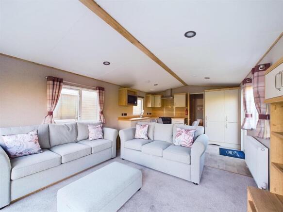 Open Plan Kitchen/Reception Room