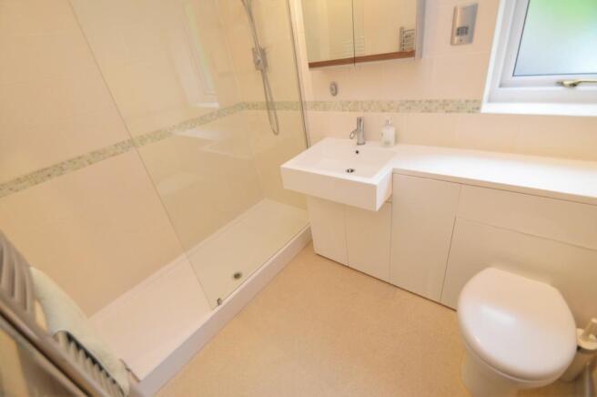 10 Shower Room