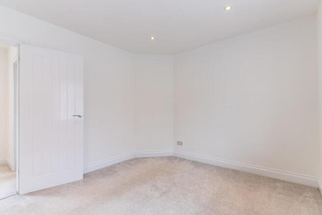 5 Egerton Square-...