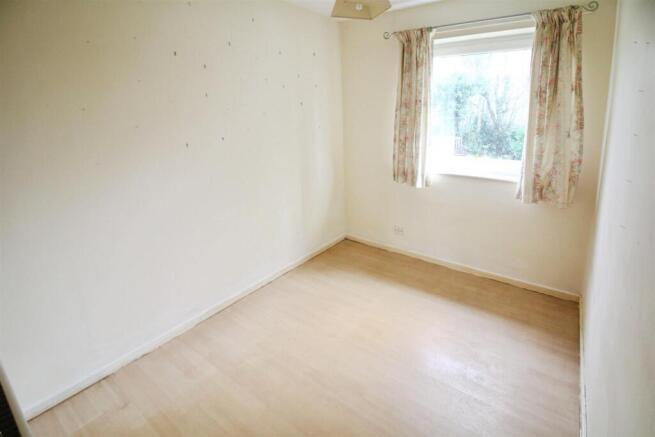 2 bed Semi-Detached Bungalow for sale Image 5