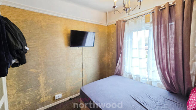 3 bed Semi-Detached for sale Image 8